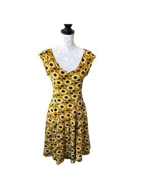 Effie's Heart Sunflower Retro Print Flare Dress Size Medium NWT